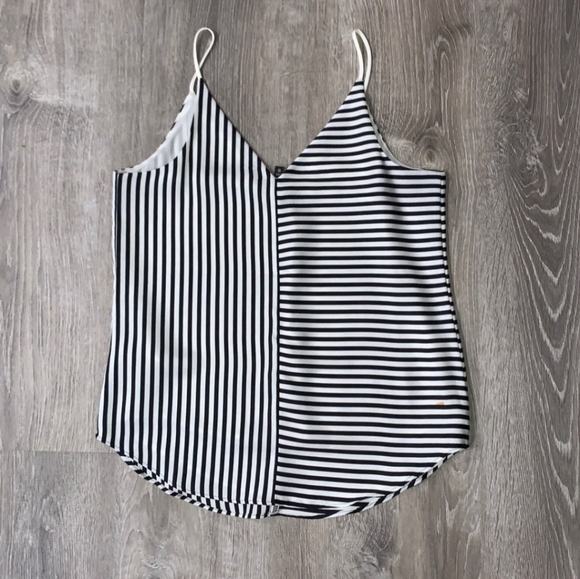 Express top - Picture 2 of 2